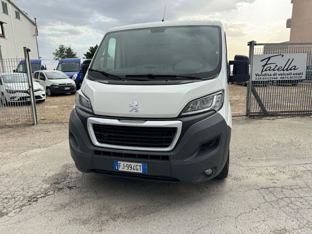 Peugeot Boxer 333 2.0 BlueHDi 130CV PC-TN Furgon