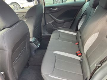Skoda Kamiq 1.0 TSI Tour *2xPDC*CAM*DAB*MATRIX*SHZ*TEL