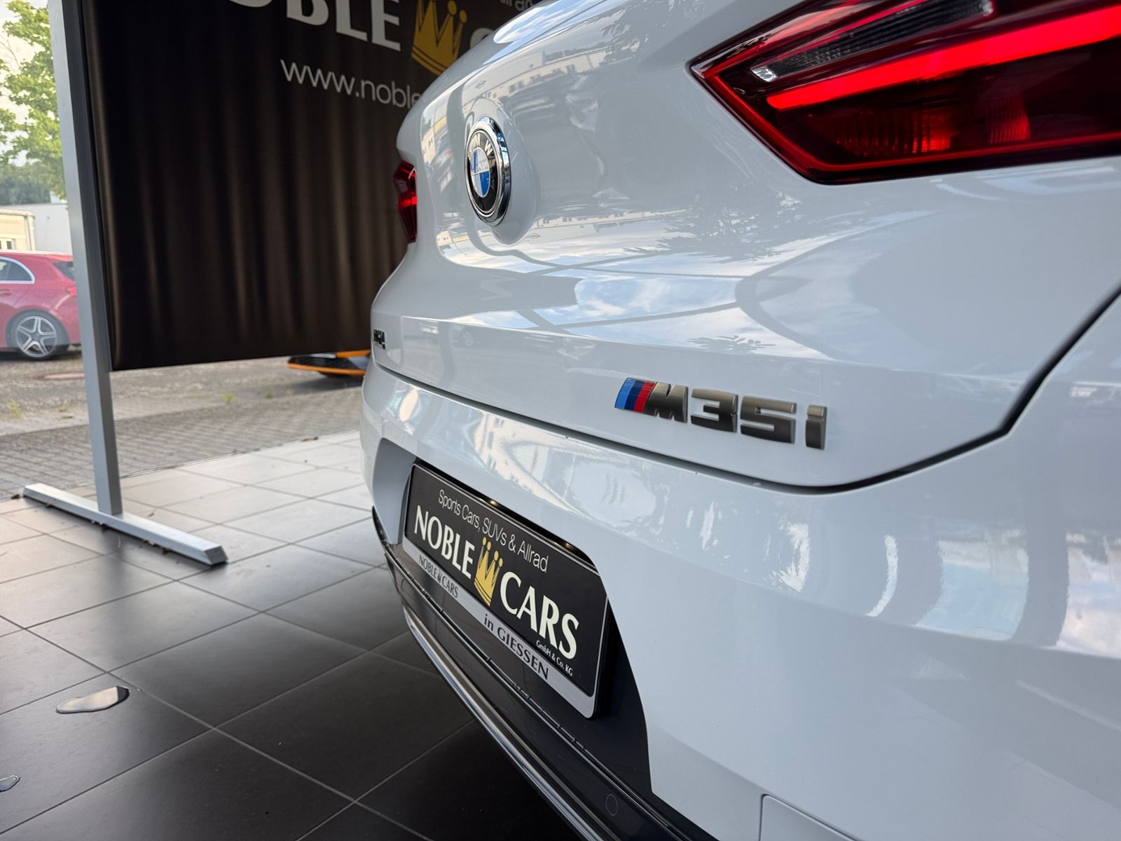 Fahrzeugabbildung BMW X2 xDrive M35 i  LED NAVI HEAD-UP