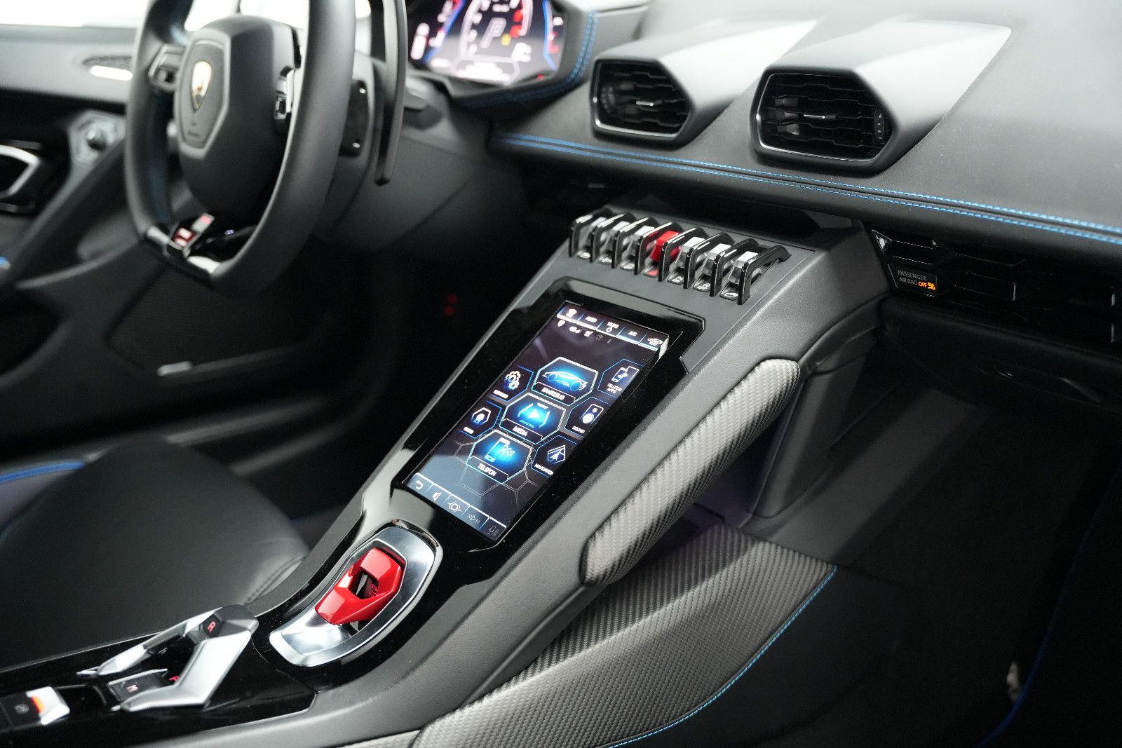 Fahrzeugabbildung Lamborghini Huracán EVO V10 /LIFT/SENSONUM/KAMERA/ACC