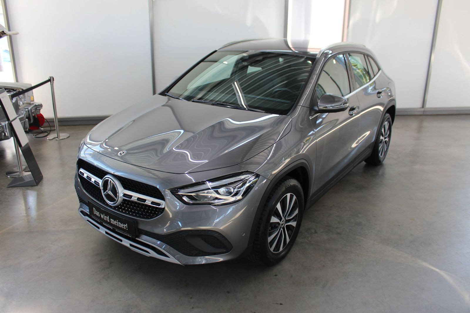 MERCEDES-BENZ GLA 200 Style LED Kamera Ambiente EASY-PACK-Heck