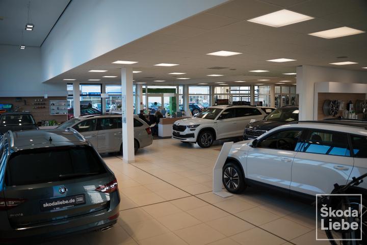 showroom-image-main
