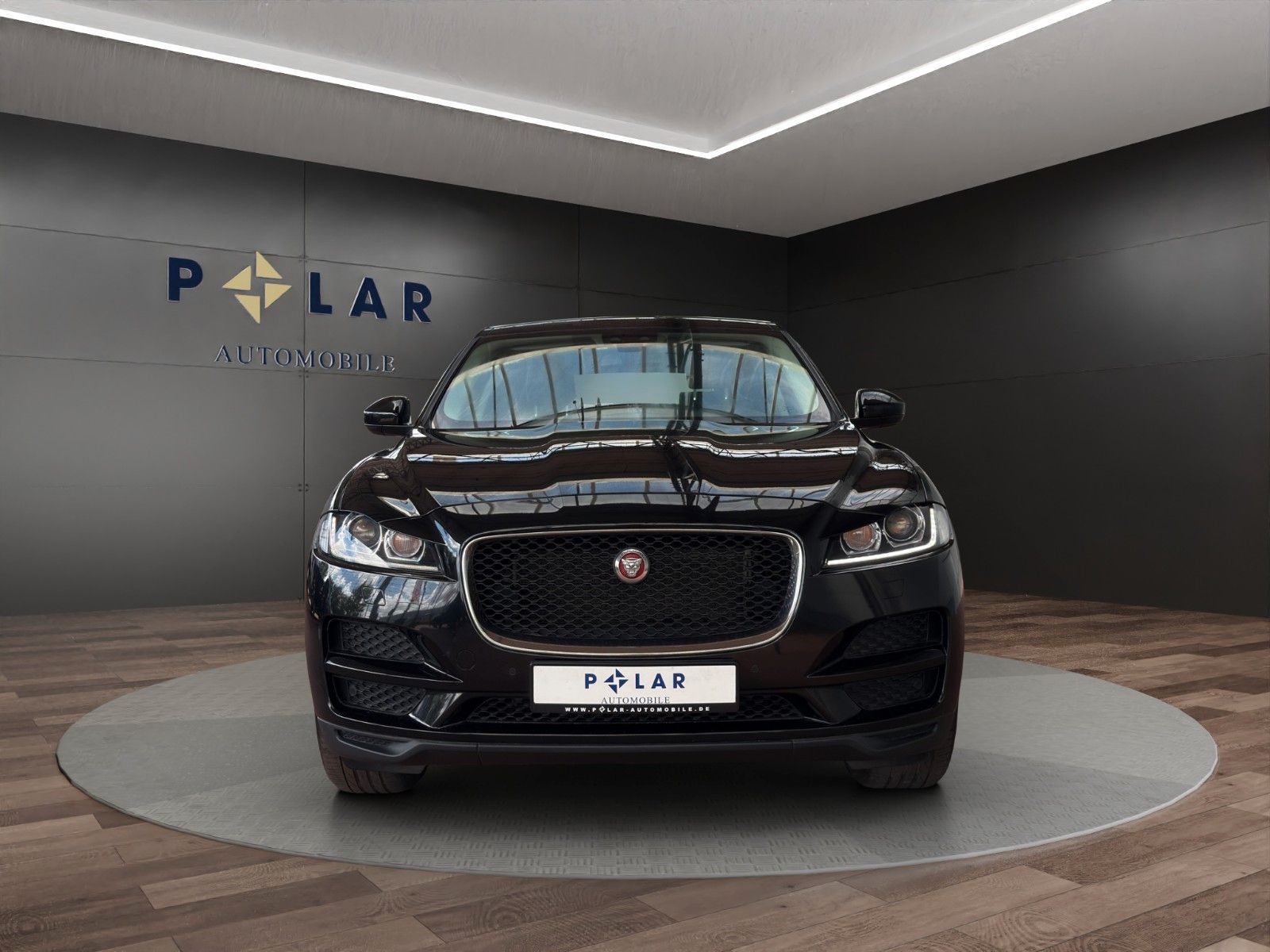 Fahrzeugabbildung Jaguar F-Pace*Allrad*Bi-Xen*Kamera*Ambiente*Tempo*Navi*