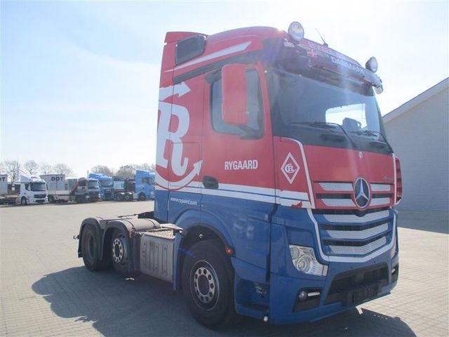 Mercedes-Benz MERCEDES-BENZ Actros 2551LS