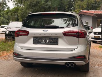 Ford Focus - 12