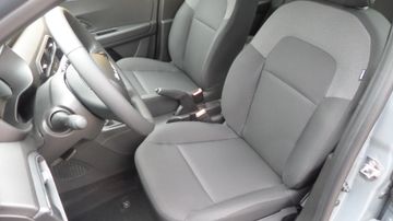 Dacia Sandero III Essential TCe 90 PS mit Klima Einpar