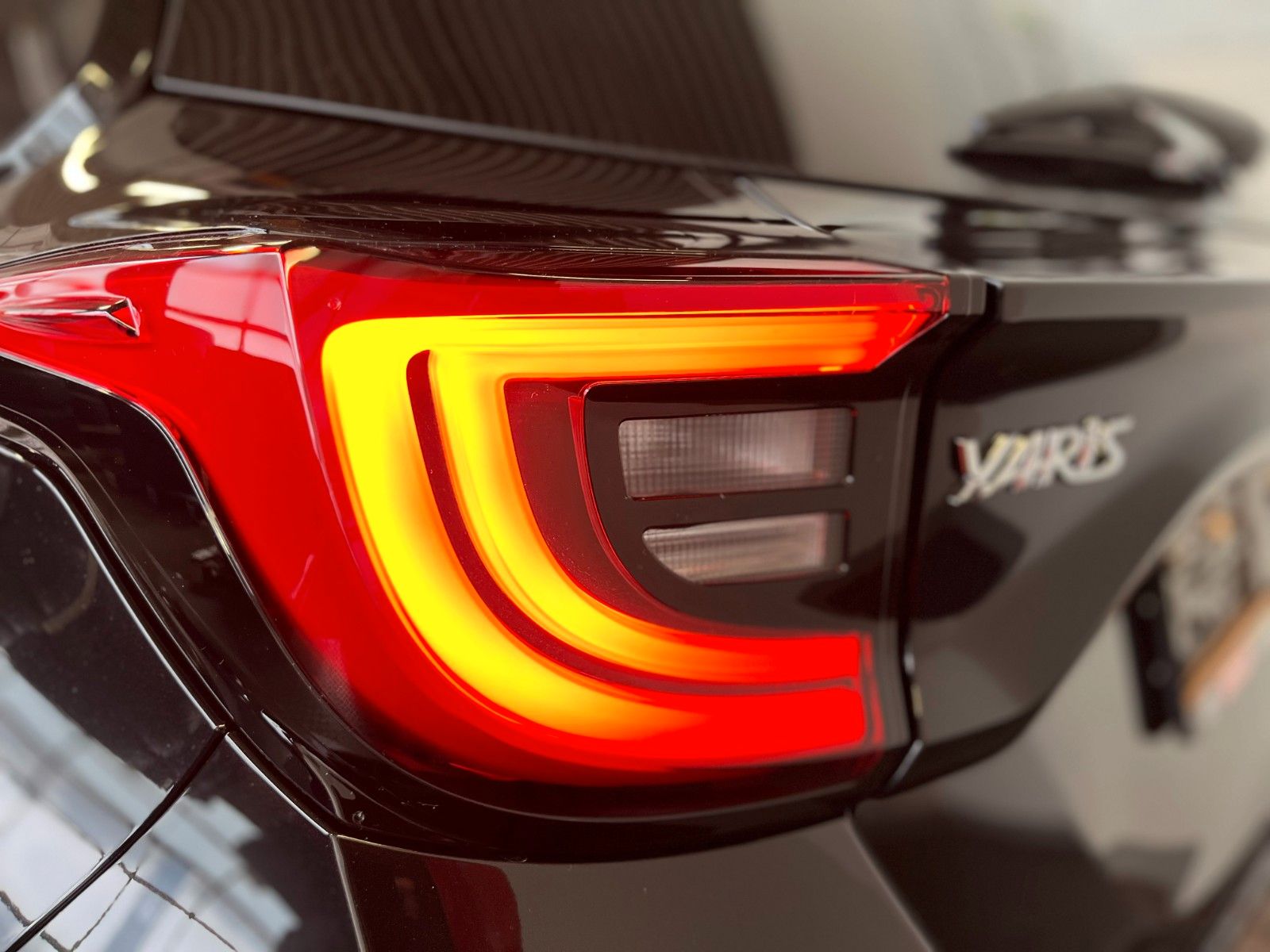 Fahrzeugabbildung Toyota Yaris Hybrid Teamplayer inkl. Comfort-Paket