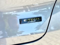 Fahrzeugabbildung Captur II Techno 1.6 E-TECH Hybrid 145 EU6e