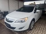 Opel Astra J Sports Tourer Design Edition*SHZ*KLIMA* - Opel Astra: J Sports Tourer Design Edition