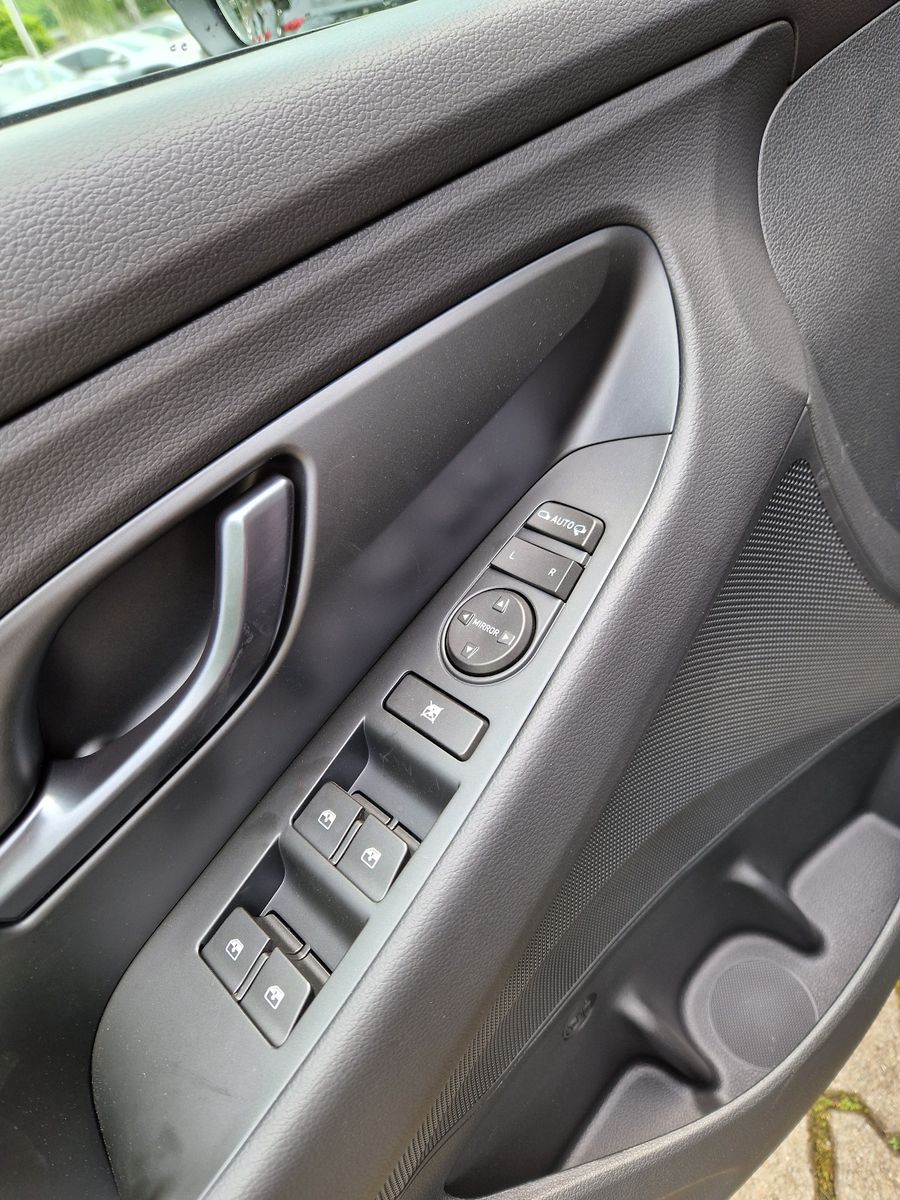 Fahrzeugabbildung Hyundai i30 2.0 T-GDI N Perf. 8-DCT NAVI N-Schalensitze