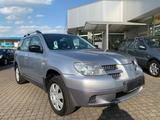 Mitsubishi Outlander 2.4 Comfort 4WD AHK Klima viele Neutei - Mitsubishi Outlander: Comfort