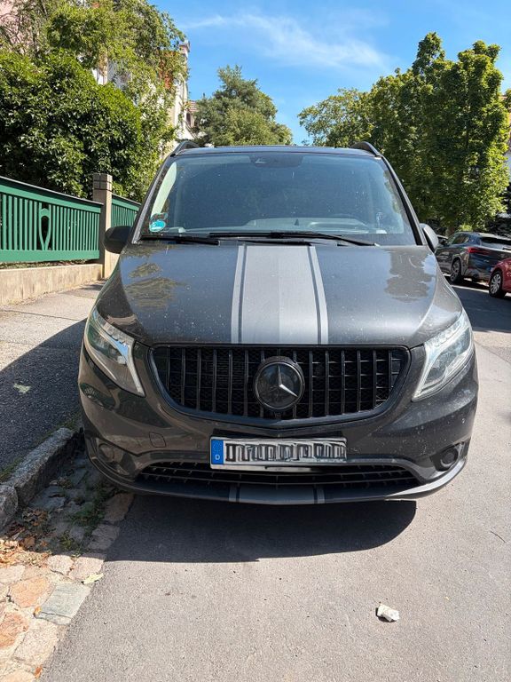 Image of Mercedes-Benz Vito