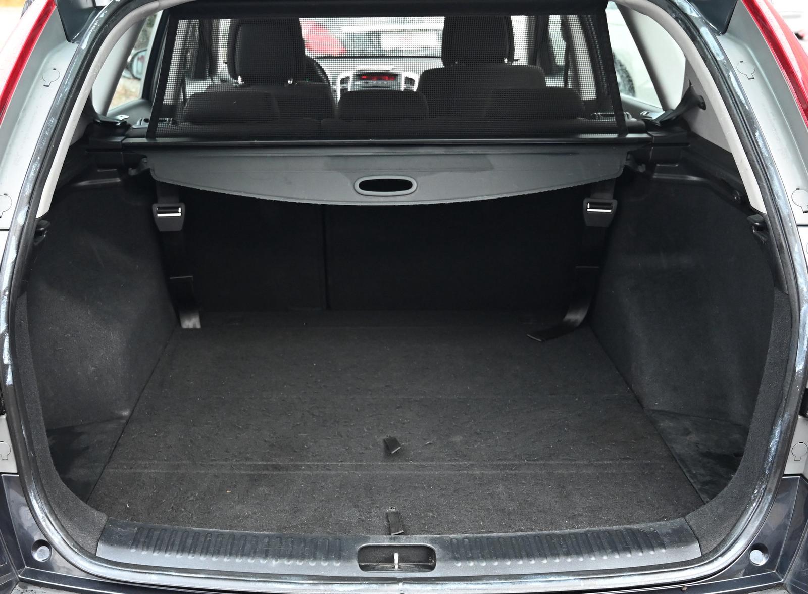 Kia cee'd 2012 — photo 17