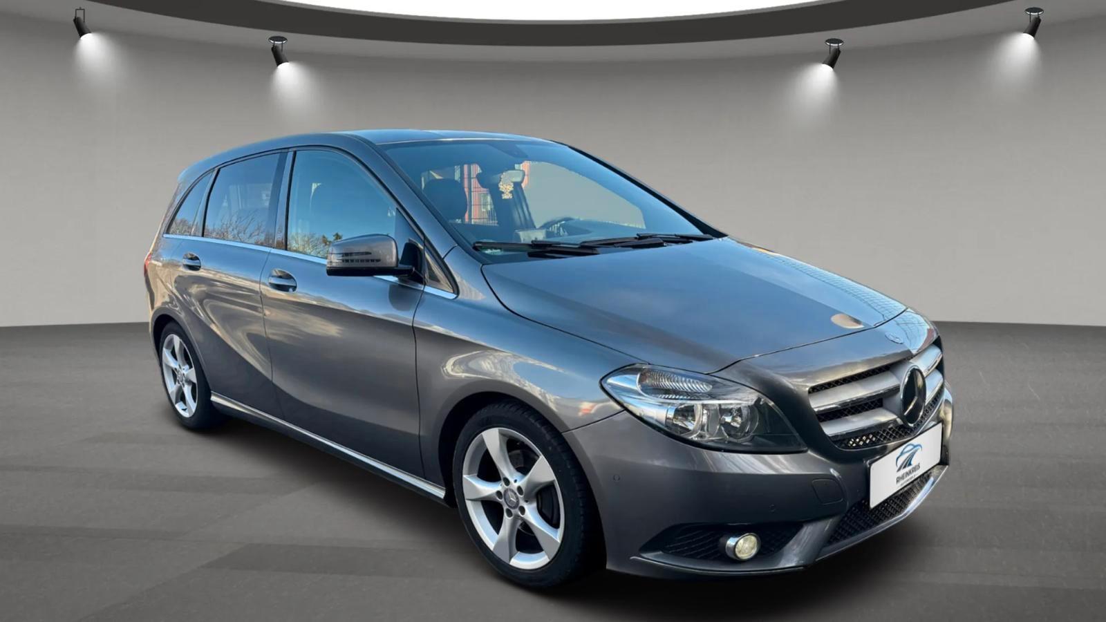 Mercedes-Benz B 180 Sitzheizung | PDC | Teilleder