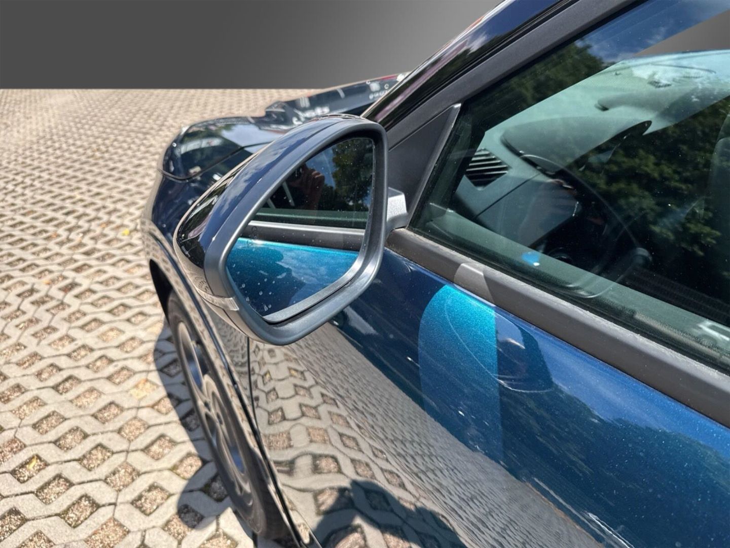 Fahrzeugabbildung Alfa Romeo Junior Ibrida Sport Speciale 1,2 VGT 107kW MY26