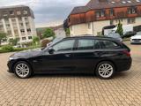 BMW 320e TouringFacelift*Panorama*Shz*LED*Navi* - BMW 320 mit Hybrid-Antrieb: Kombi