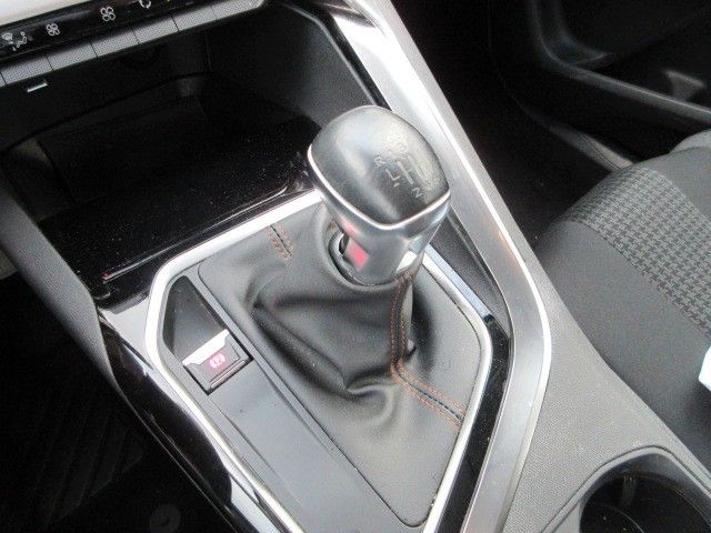Fahrzeugabbildung Peugeot 5008 Basis 1.5D LED/AHK/PDC/TEMPOMAT