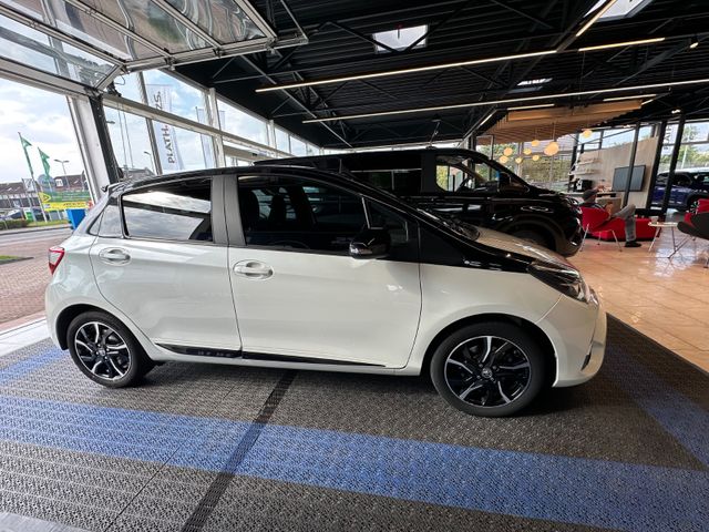 Toyota Yaris  Style Selection