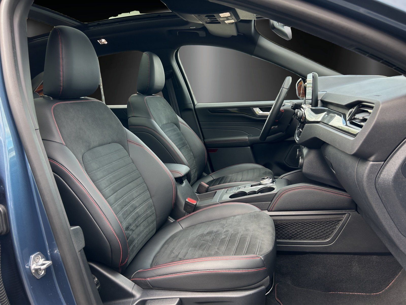 Fahrzeugabbildung Ford Kuga 2.5 PHEV ST-Line X Aut./LED/ACC/PANO/KAMERA