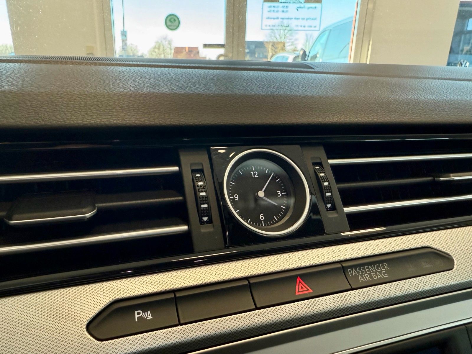 Fahrzeugabbildung Volkswagen Passat Variant 2.0TDI DSG Comfortline BlueMotion