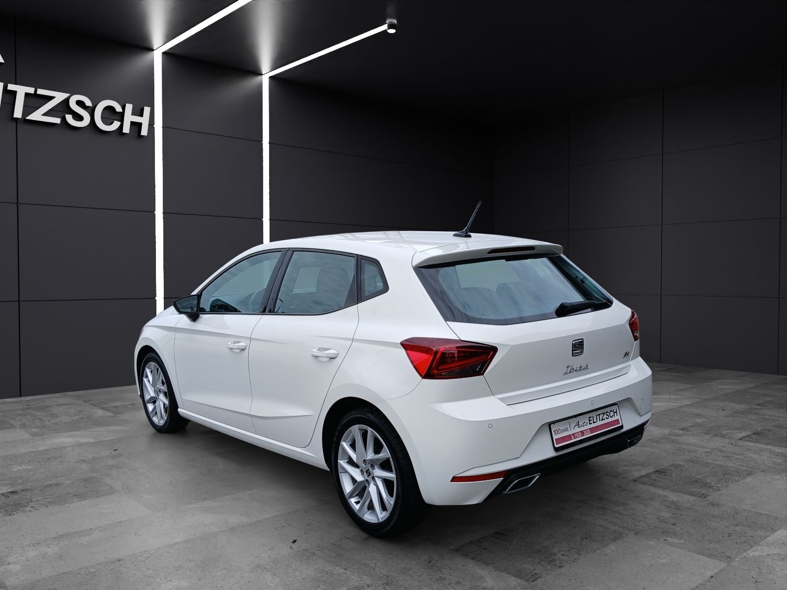 Fahrzeugabbildung SEAT Ibiza TSI FR -Line LED Navi AID GRA RFK SH LM