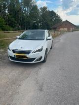 Peugeot PEUGOT 308  Schräghecklimousine - Peugeot e-308