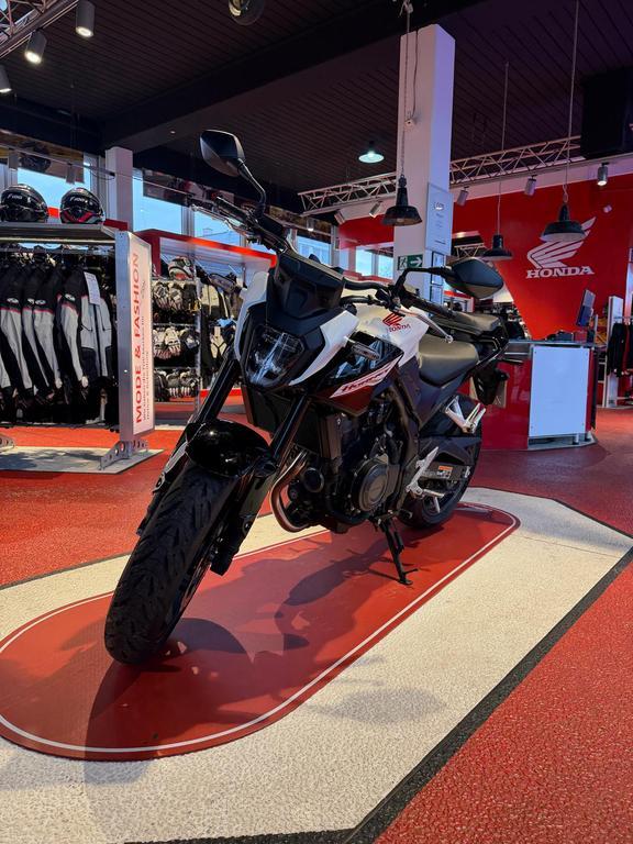 Honda CB500FAR/HORNET/VFM VFM mit nur **133KM**