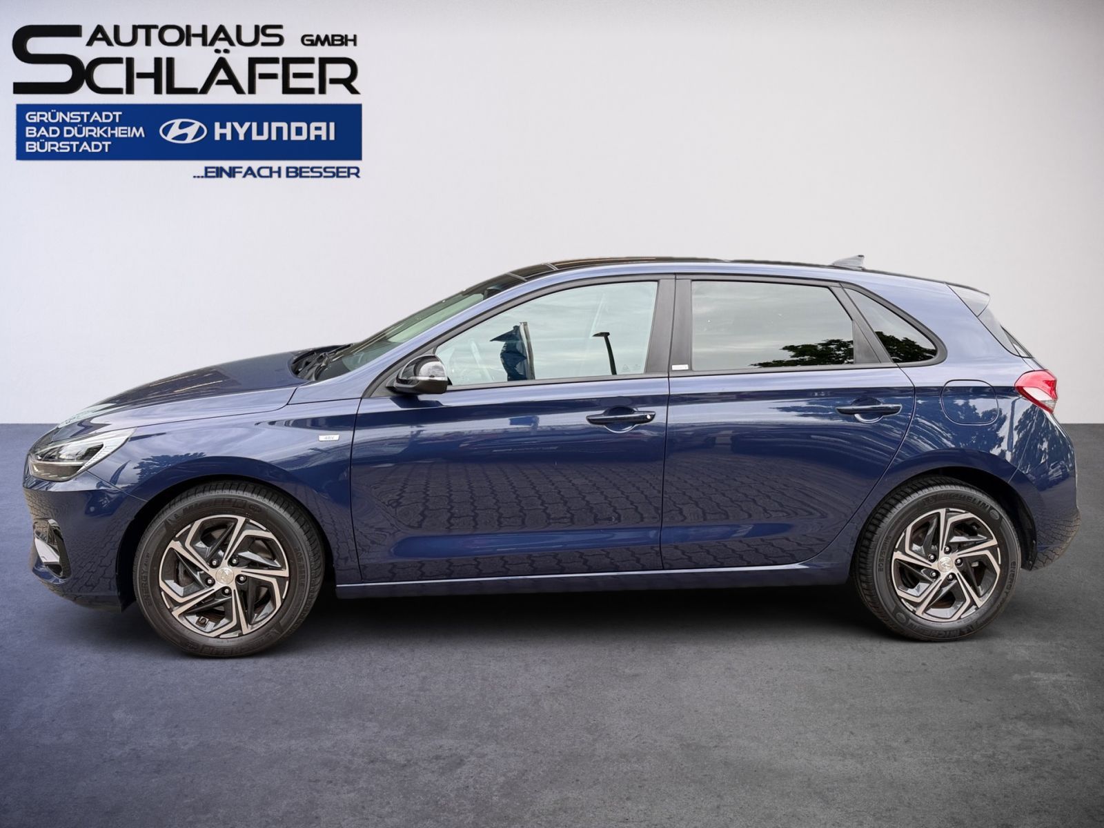 Fahrzeugabbildung Hyundai i30 1.5 T-GDI Intro Edition Navi LED Mild-Hybrid