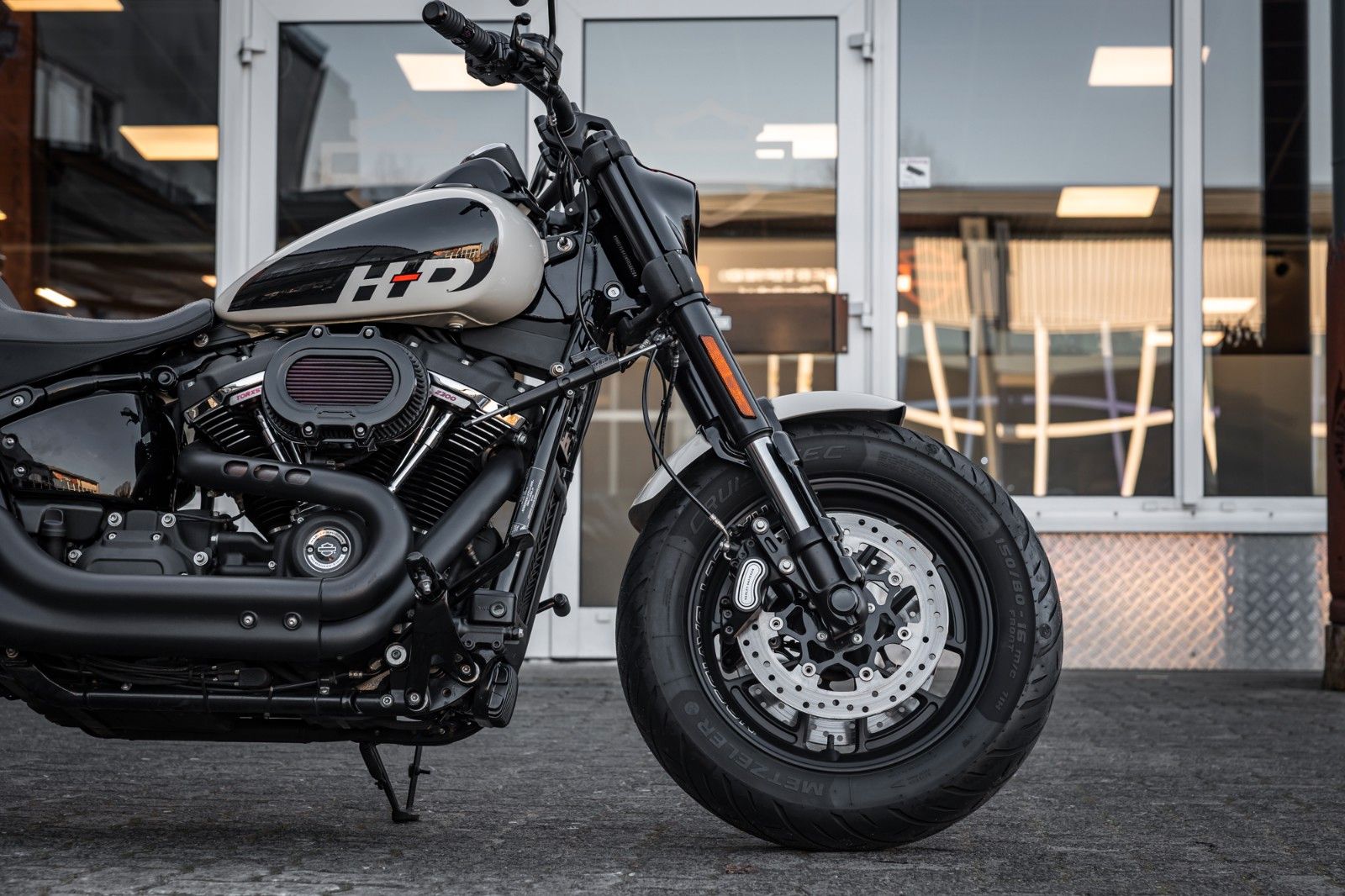 Fahrzeugabbildung Harley-Davidson FXFBS FAT BOB 140 CUI SOFTAIL - TORXSTER  JEKILL