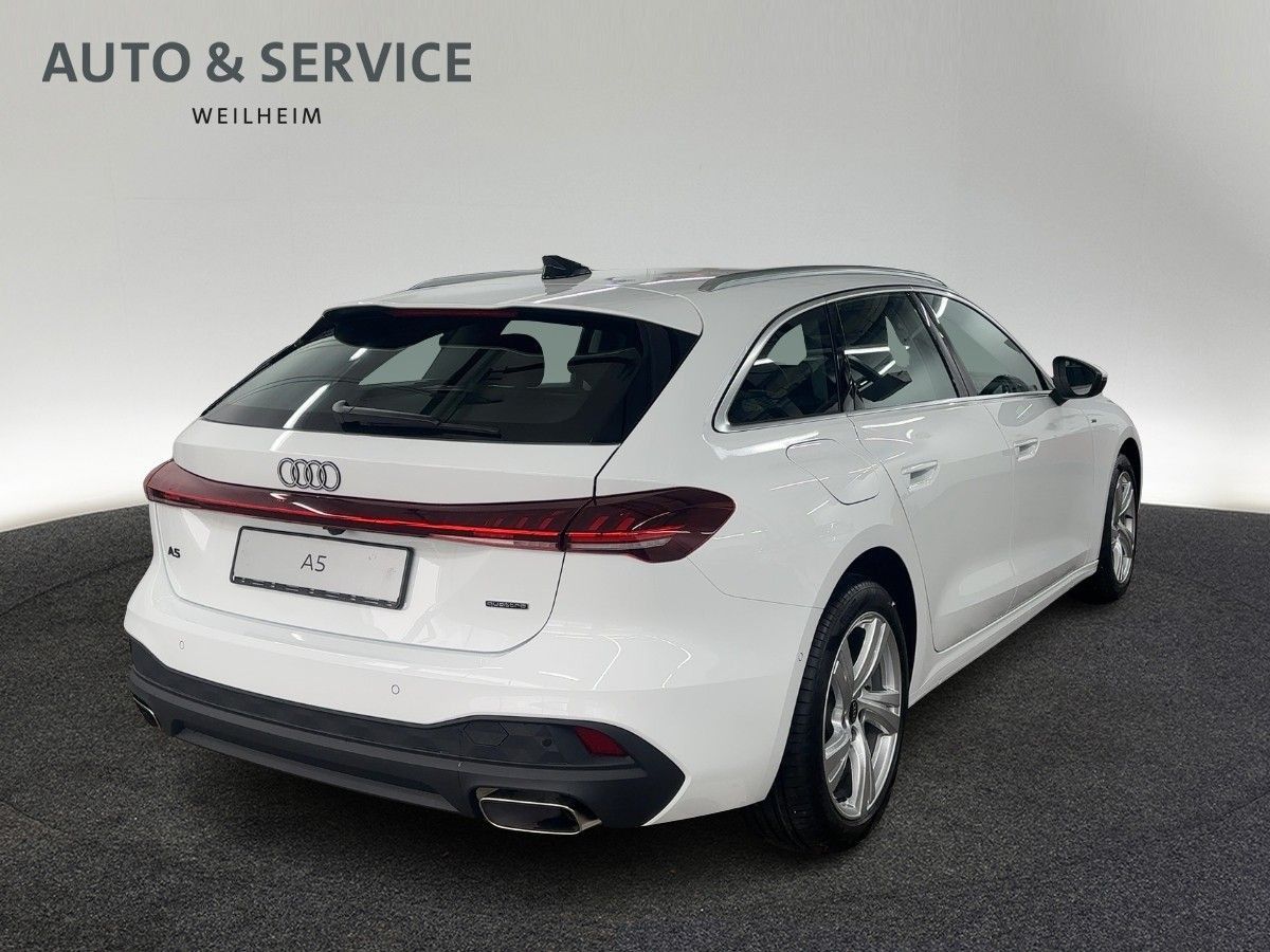 Audi A5 Avant e-hybrid quattro 220 kW S tronic imagem 3