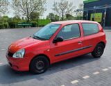 Renault Clio II Campus  - Renault Clio aus 2010: Campus