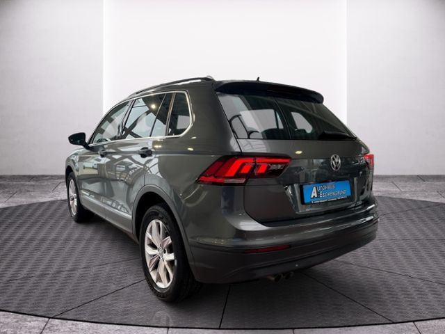 Fahrzeugabbildung Volkswagen Tiguan 2.0 TDI DSG 4M COMFORTLINE AHK NAVI DYNAU