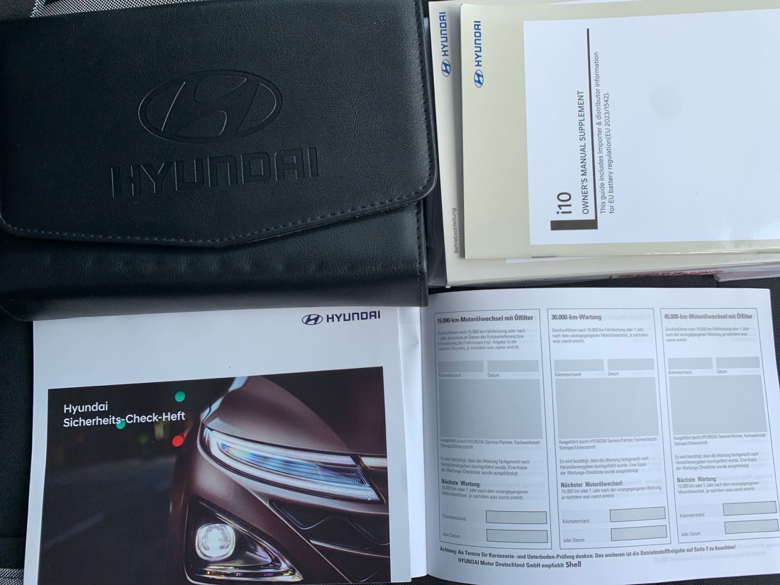 Fahrzeugabbildung Hyundai i10 1.0 Select Navi Kamera Allwetter