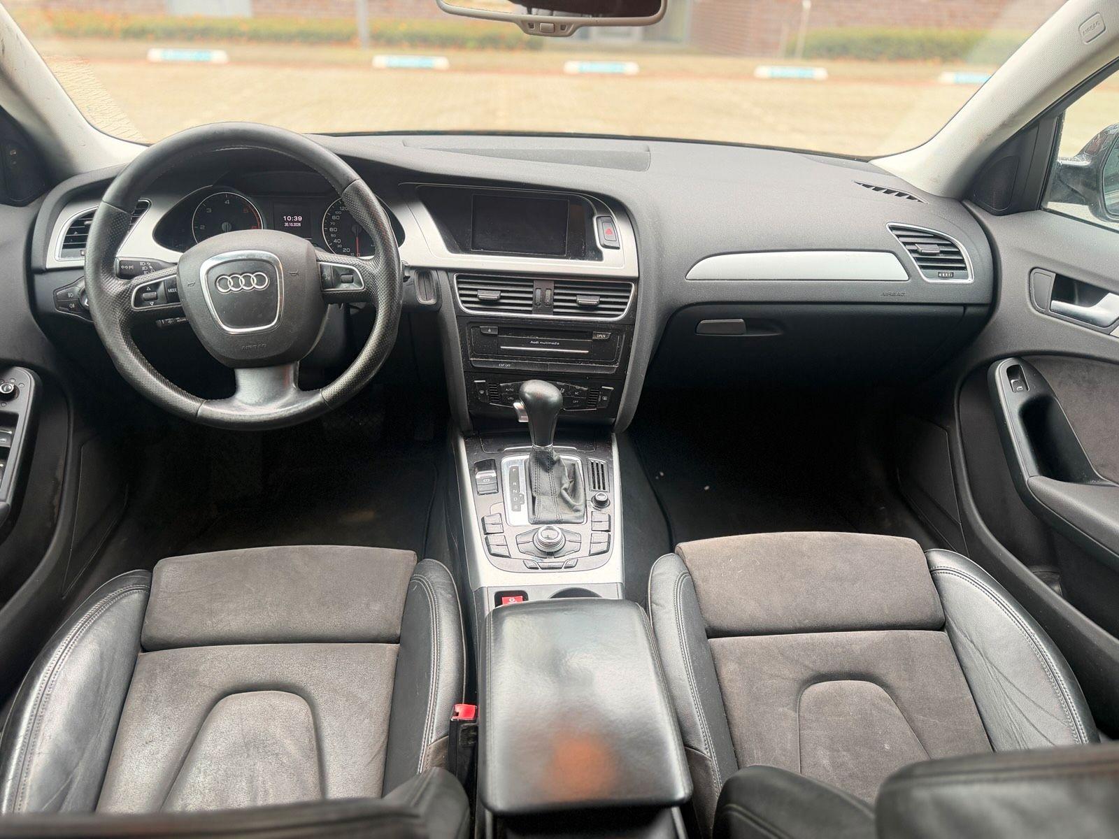 Audi A4 2010 — photo 7
