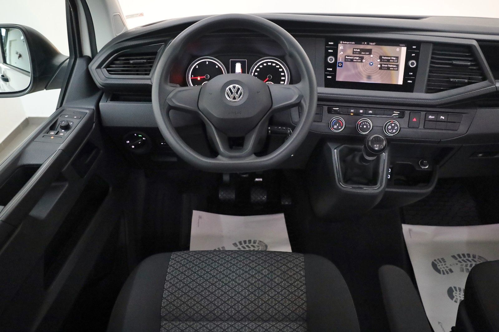 Fahrzeugabbildung Volkswagen T6 Multivan T6.1 Trendline, Family,Navi,7 Sitzer