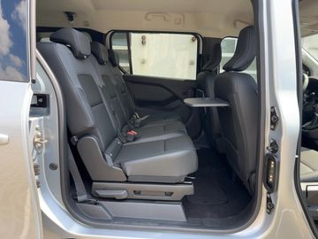 Nissan Townstar TEKNA Kombi L2 2,3t 130PS 7-SITZER