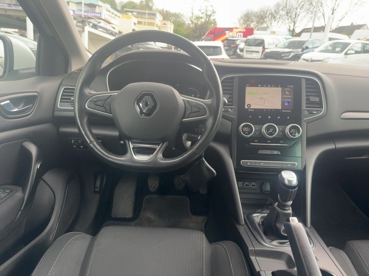 Fahrzeugabbildung Renault Megane Grandtour Zen TCe 115 SHZ LKH LM Navi