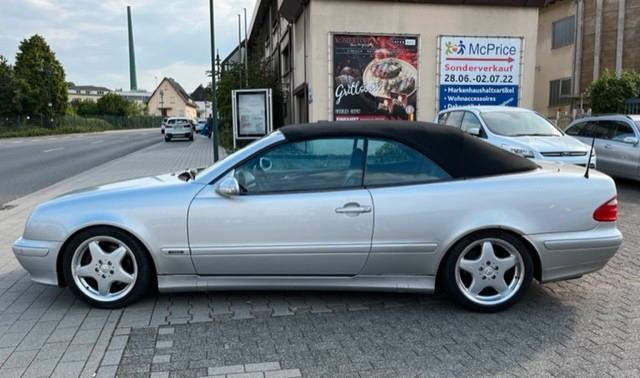 Mercedes-Benz CLK 320
