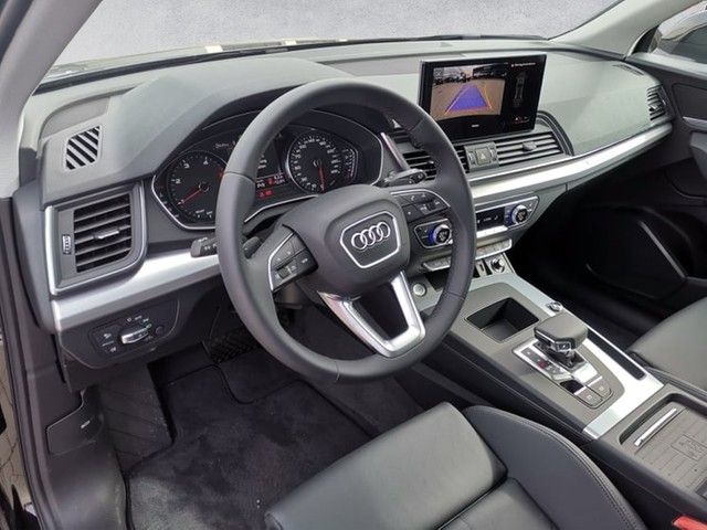 Fahrzeugabbildung Audi Q5 40 2.0 TDI quattro advanced *AHK*PDC*Navi*