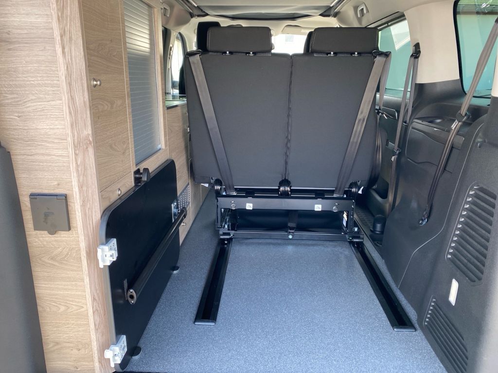 Fahrzeugabbildung Citroën Spacetourer Holidays BlueHDi 180 S&S EAT8