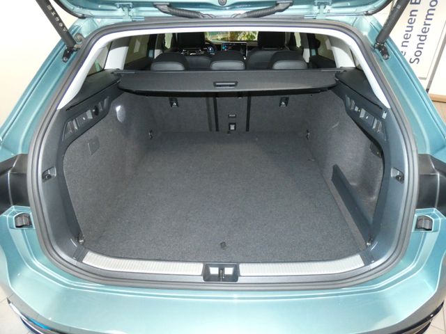 Passat Variant 1.5 TSI eHybrid Elegance AHK