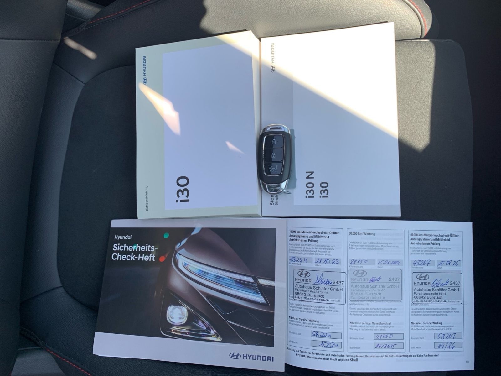Fahrzeugabbildung Hyundai i30 1.5 T-GDI DCT N-Line Pano