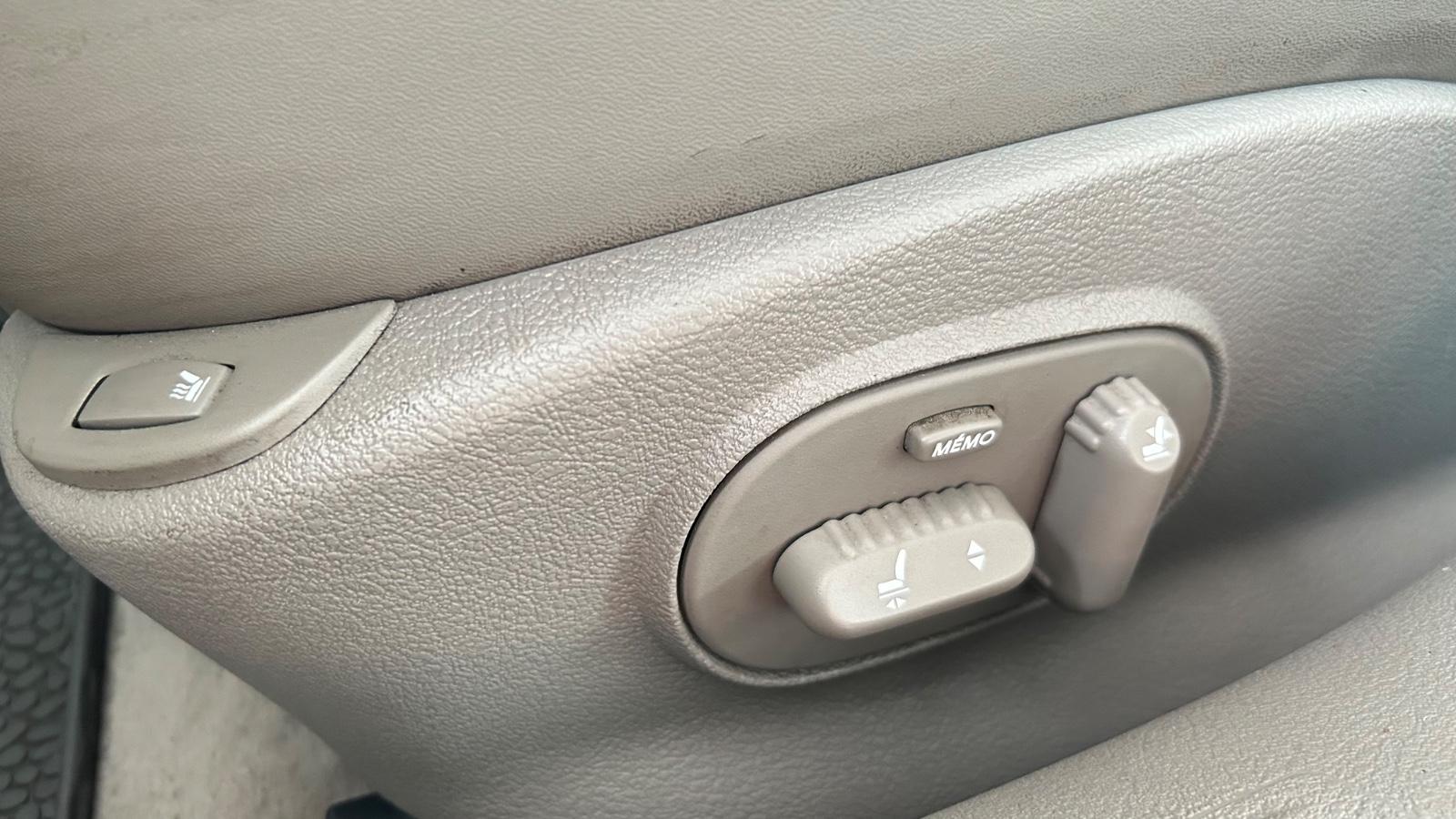Renault Laguna 2006 — photo 11