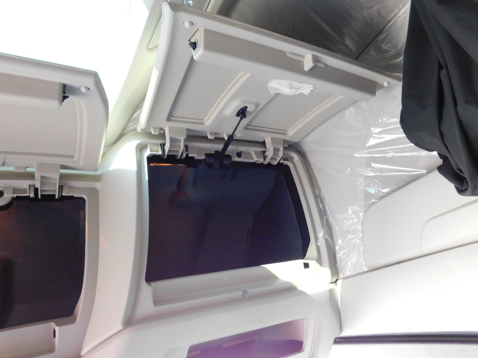 Fahrzeugabbildung Iveco S-Way AS440S50T/P mit ADR Ausstattung Klasse AT