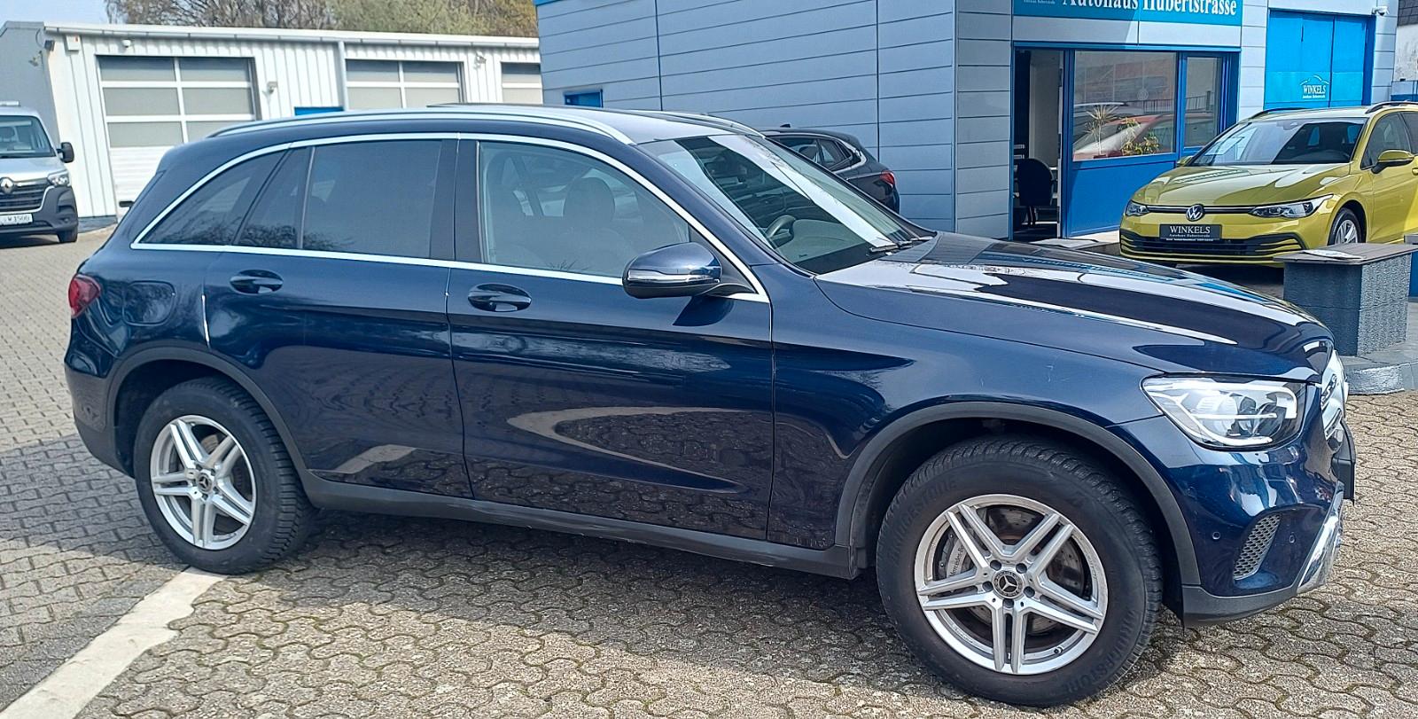 Mercedes-Benz GLC 300 de 4Matic-Navi-Leder-Kamera-Panorama-18"