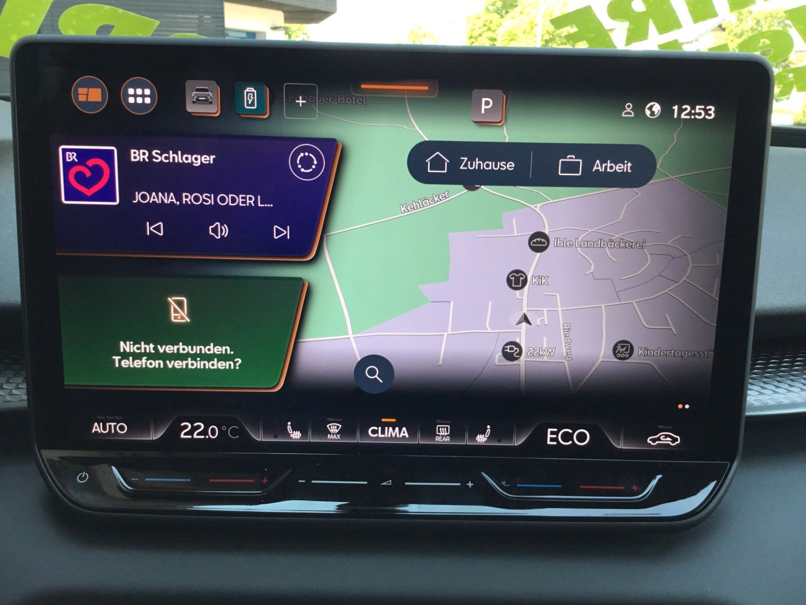 Fahrzeugabbildung CUPRA Terramar 1.5 e-HYBRID DSG+AHK+Kessy+Navi+18"