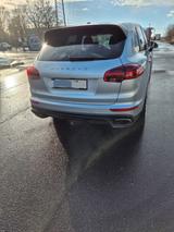 Porsche Cayenne Diesel - - Porsche Gebrauchtwagen in Dormagen