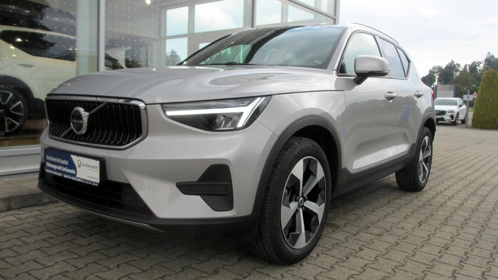 Volvo XC40 B3 FWD Core +E-SITZE+PDC+RFK+LHZ+SHZ