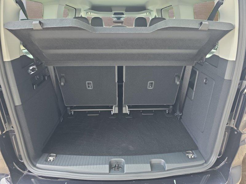 Volkswagen Caddy Maxi 1,5TSI DSG aAHK/7-Sitzer/Kamera/ACC/S