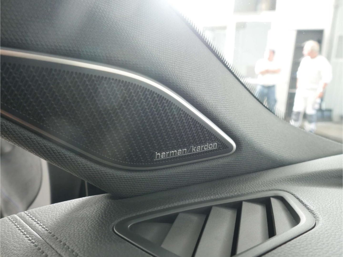 Volkswagen Tayron 2.0 TSI 4Motion R-Line Black Style DSG foto 20